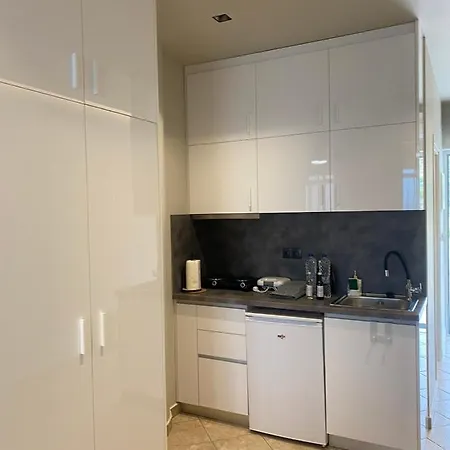 Houmas Apartments Yialos Exterior photo